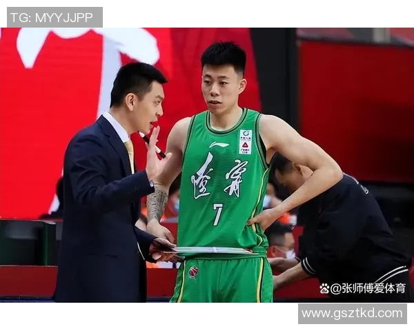 突发消息！CBA球员宣布离队，球迷纷纷不舍送别心情复杂